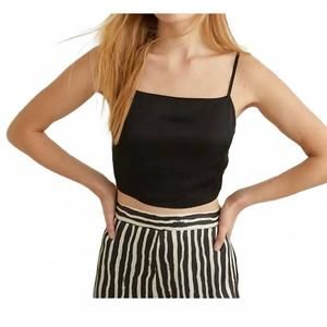 NEW YERSE double satin top in black